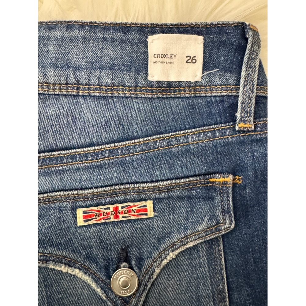 HUDSON Denim Shorts Women's Size 26 Cuffed - Picture 6 of 9